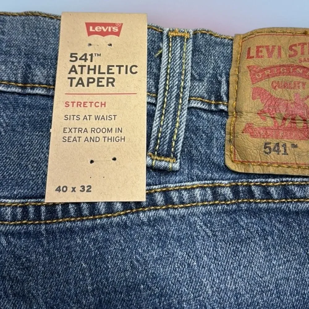 LEVI’S 541 Men’s 40 x 32 ATHLETIC TAPER Blue Jeans